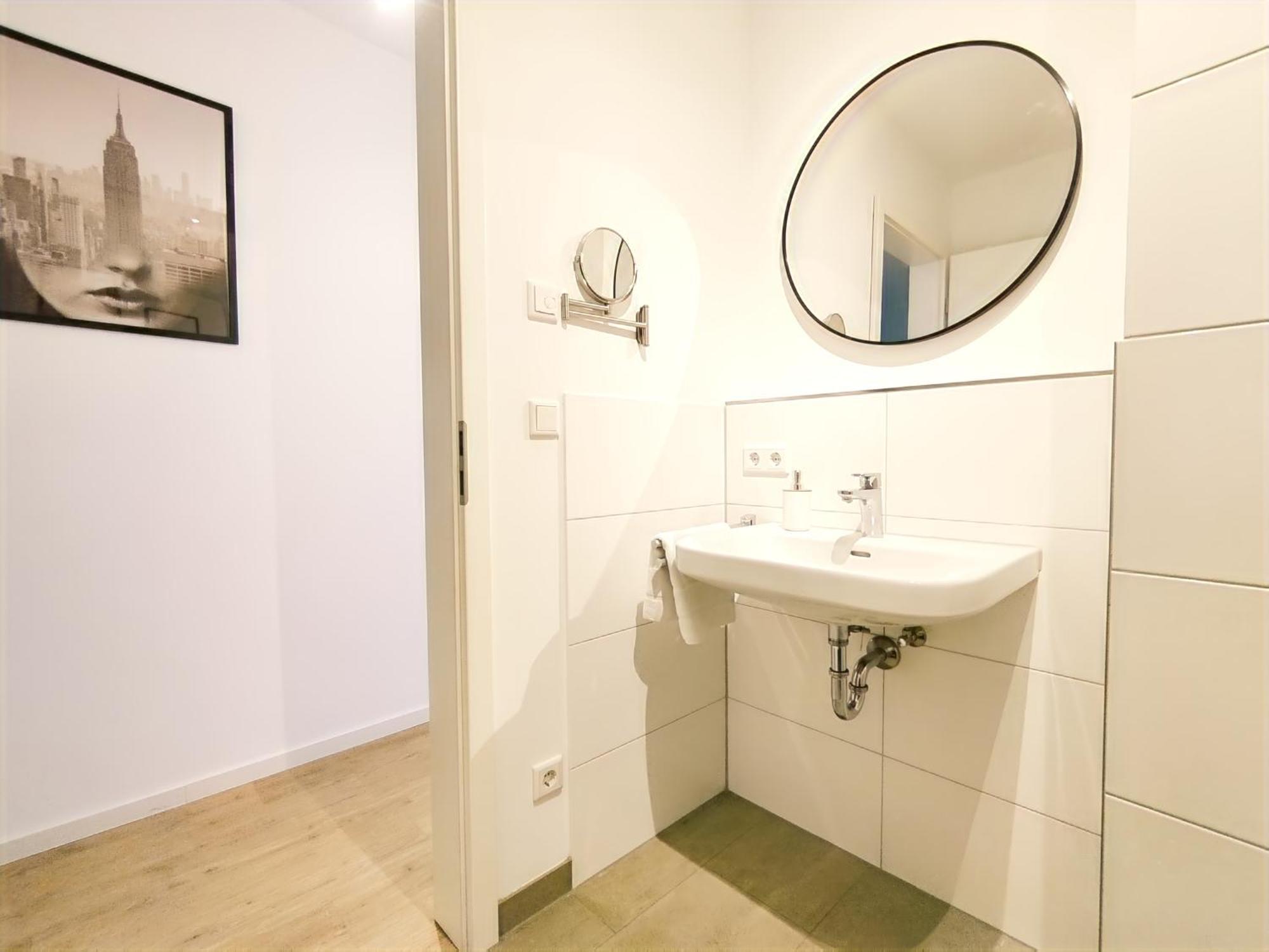 Bright Apartment Fuer Bis Zu 5 Erlangen Exteriör bild