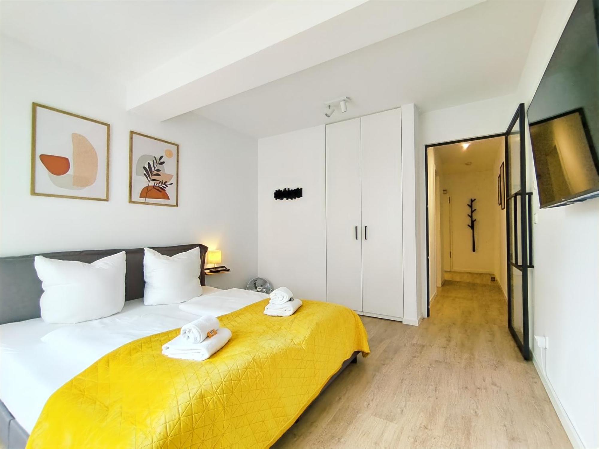 Bright Apartment Fuer Bis Zu 5 Erlangen Exteriör bild