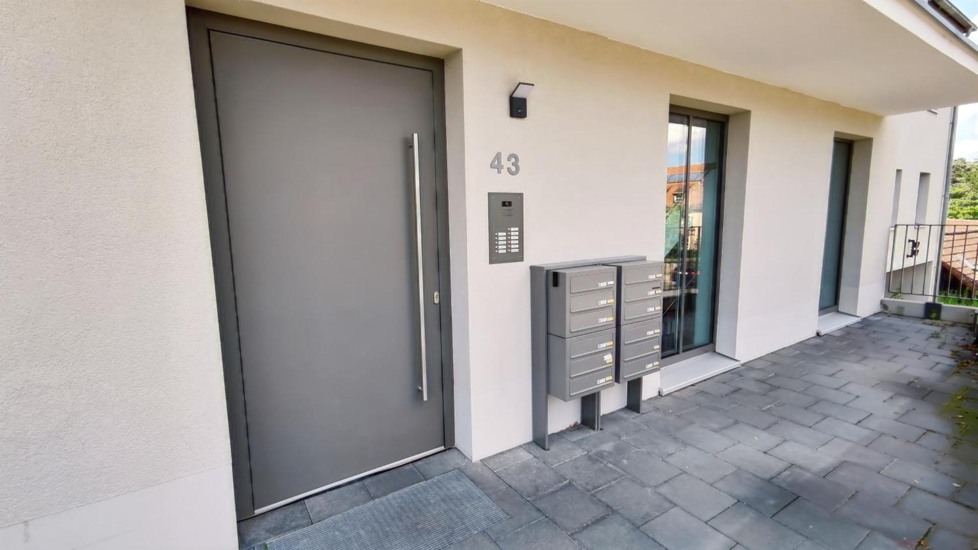 Bright Apartment Fuer Bis Zu 5 Erlangen Exteriör bild
